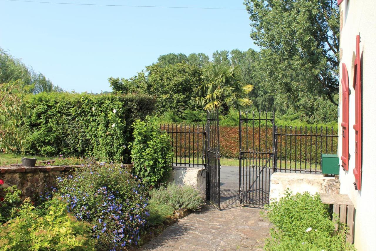 La Maison Du Passeur Availles-Limouzine Exteriér fotografie