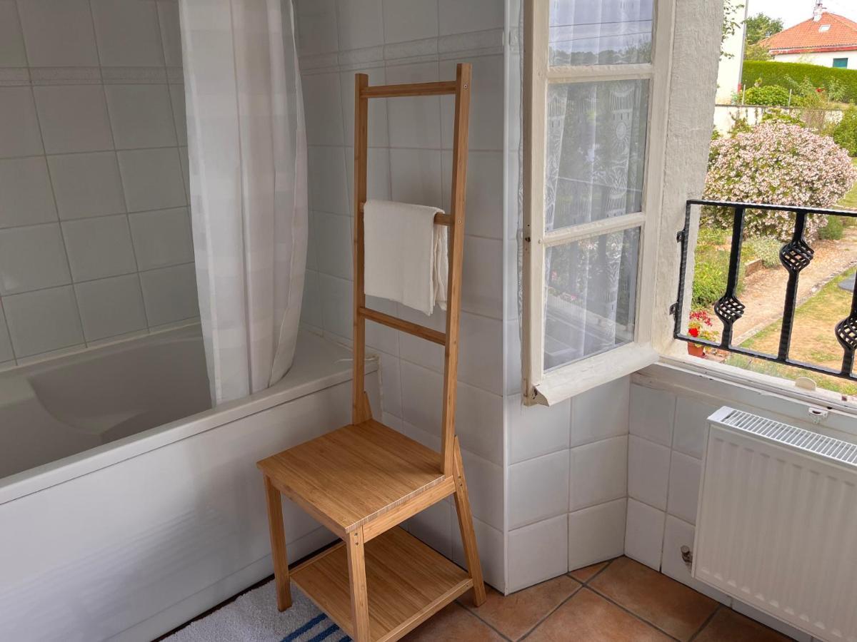 La Maison Du Passeur Availles-Limouzine Exteriér fotografie